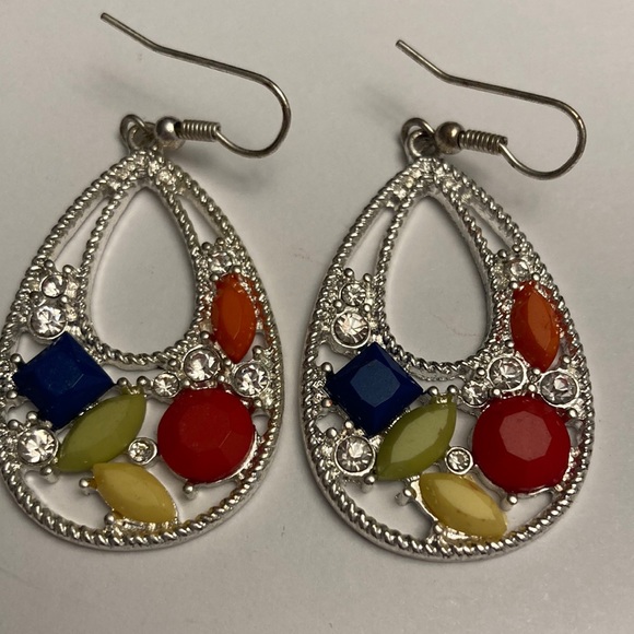 Silver Tone Paint Palette Earrings - Picture 1 of 13